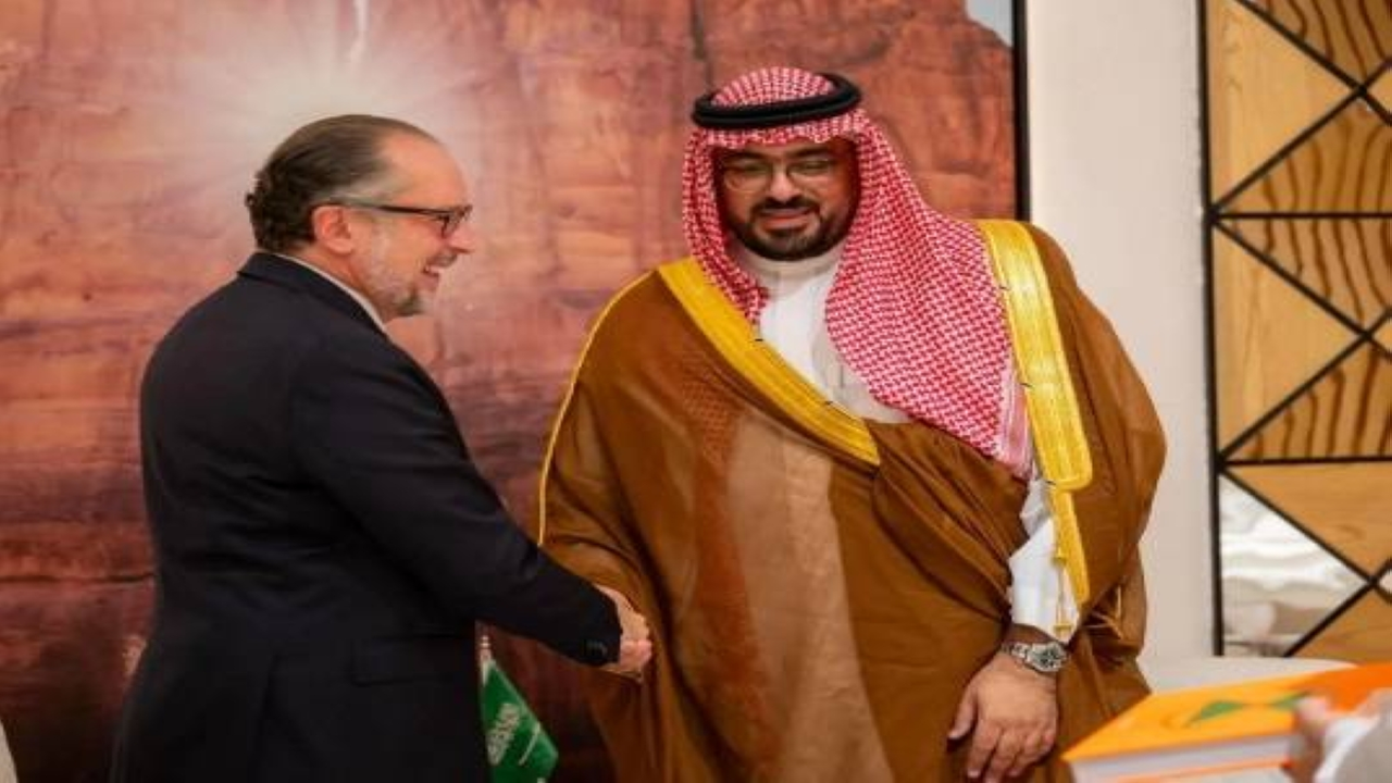 التطورات الاقتصادية العالمية تجمع وزير الاقتصاد السعودي بمسؤولين في النمسا وبلغاريا